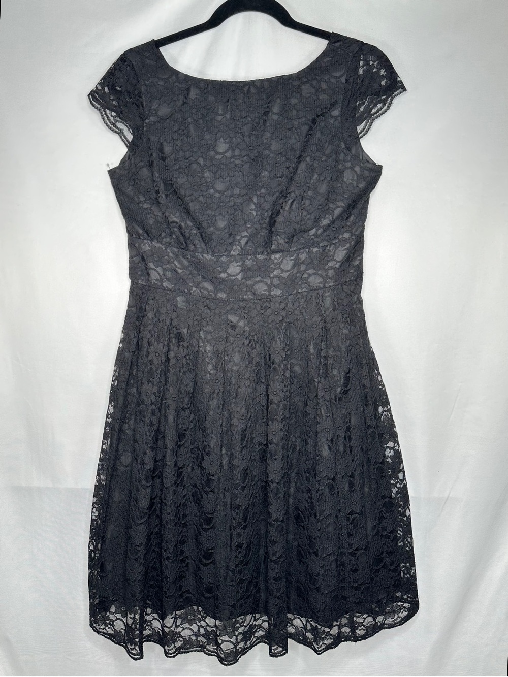Jones Wear Black Lace Brocade Cocktail Dress Bateau Neck Practical Magic Sz 16
